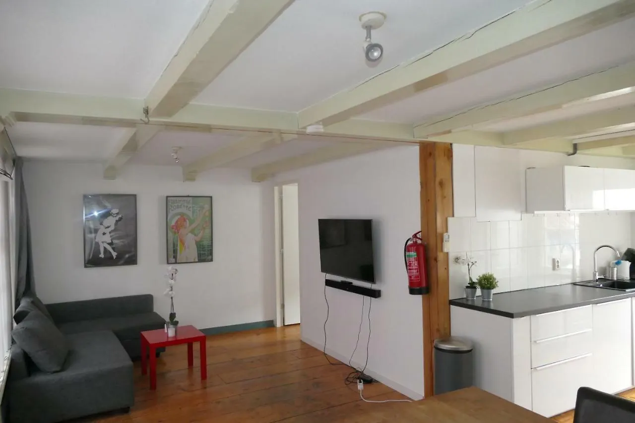 Spacious Central City Apartment With Big Private Sundeck! Amsterdam 0*,  Nederländerna